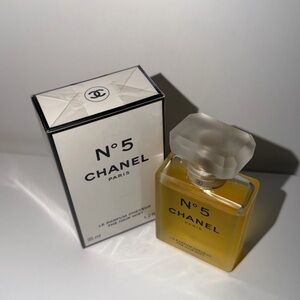 Chanel No. 5 Parfum - the hair mist
